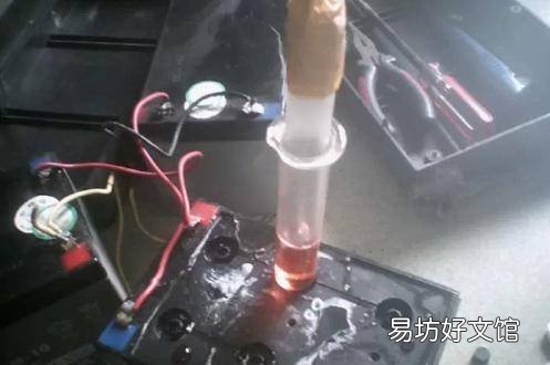 电瓶加水的正确步骤