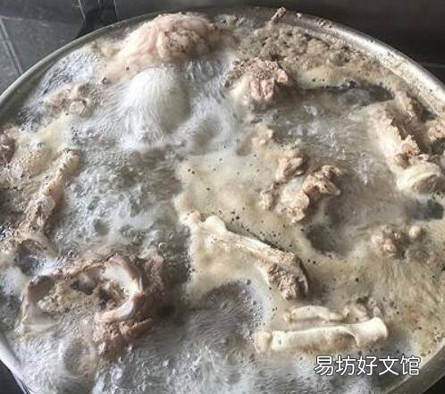 如何炖羊蝎子