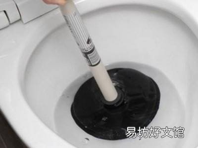 硬物掉入马桶堵了怎么办
