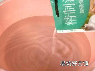 呢子衣服怎么洗干净