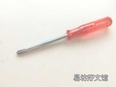 眼镜腿太紧了怎么调整