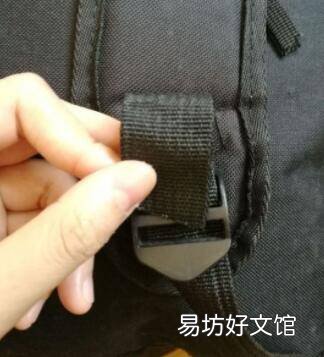 书包的带子怎么系