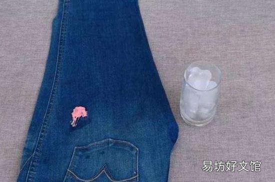 泡泡糖粘衣服上小妙招