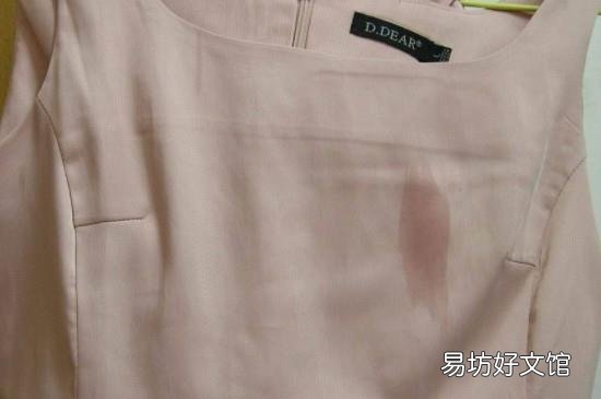 如何快速去除衣服上油点