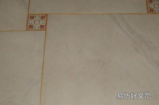 瓷砖被铁划黑怎么办