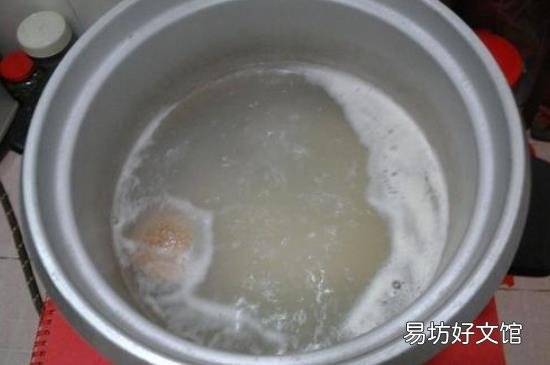 锅底被烧黑了怎样清洗