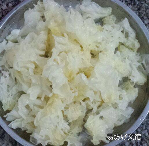 银耳莲子粥怎么做粘稠又好喝