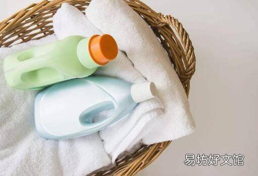 粘老鼠的胶水粘在衣服上怎么洗