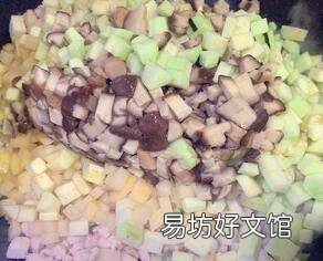 鸡肉馅包子怎么做的鲜美多汁的