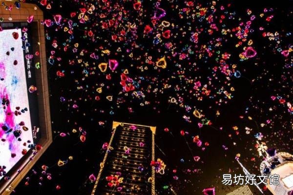 跨年不要穿内衣什么梗