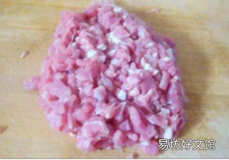 怎样调羊肉馅好吃