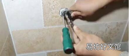 水龙头断在水管里如何轻松拿出