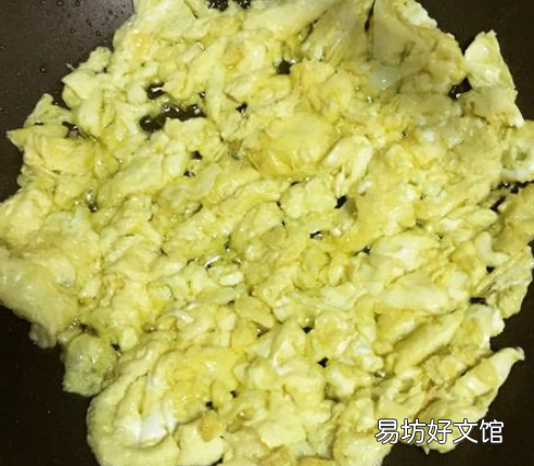 鸡蛋炒芹菜怎么炒