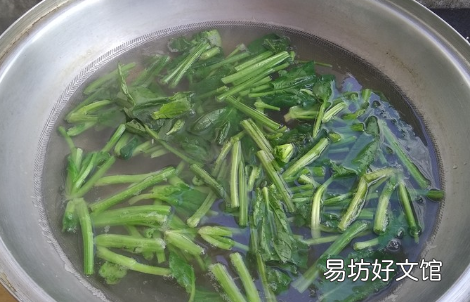 菠菜香菇怎么炒好吃