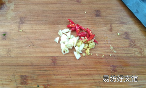 菠菜香菇怎么炒好吃