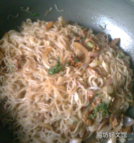 白菜洋葱细粉怎么炒好吃