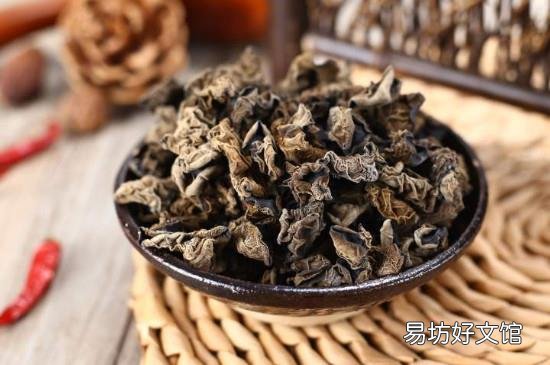 木耳用开水烫多久能吃