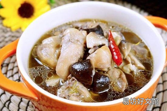 香菇炖鸡的功效与禁忌