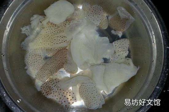 刚买回来的海蜇皮都很咸怎么办