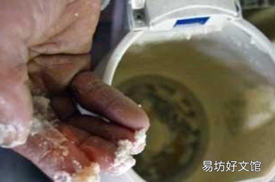 开水壶里的水垢有什么危害