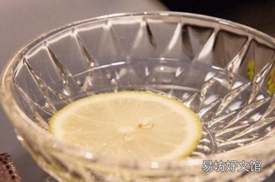 摸了海鲜怎么洗手