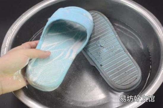 拖鞋穿久了为什么会黑