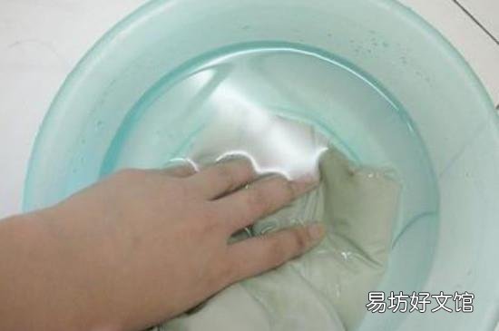 如何洗掉枇杷渍