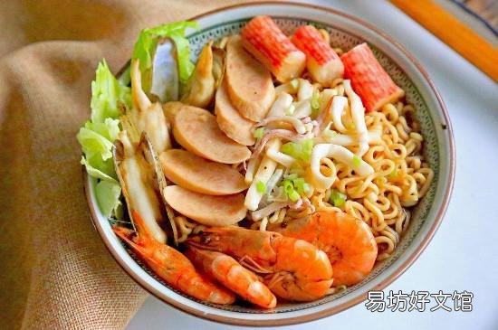 微波炉泡面用冷水能开么