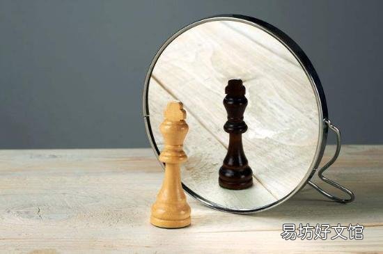 晚上可以照镜子吗