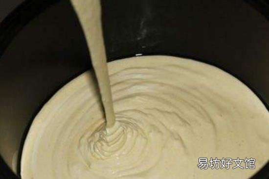 电饭锅做蛋糕可以加水吗