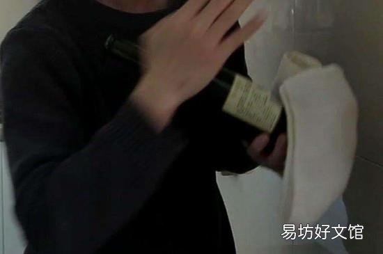 红酒塞子断了拔不出来怎么办