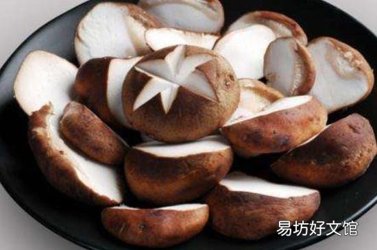 香菇隔夜有毒吗