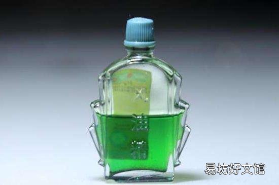 羽绒服上的水笔印怎么去除