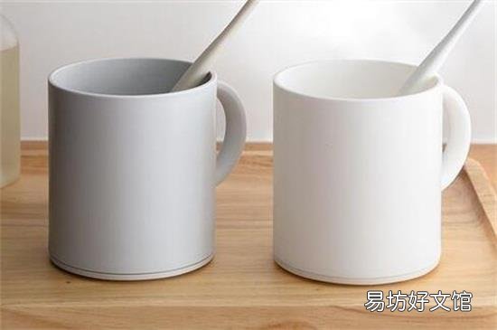 牙刷杯子里的污渍是什么