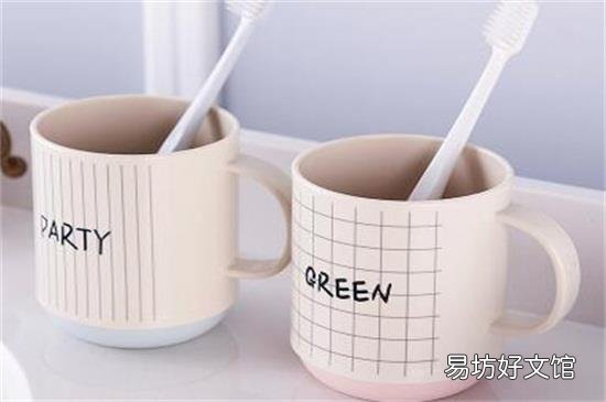 牙刷杯子里的污渍是什么
