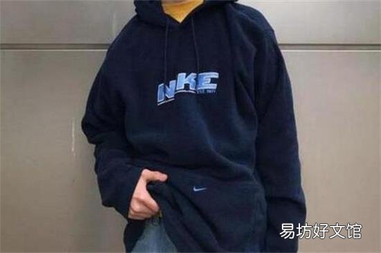 衣服头发渣子如何清理