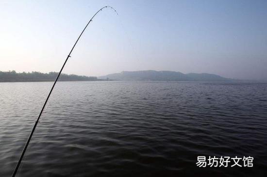 自然水域蚯蚓饵如何调钓