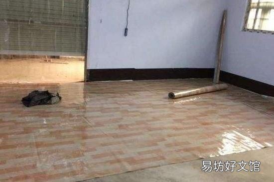 地板革怎么铺水泥地