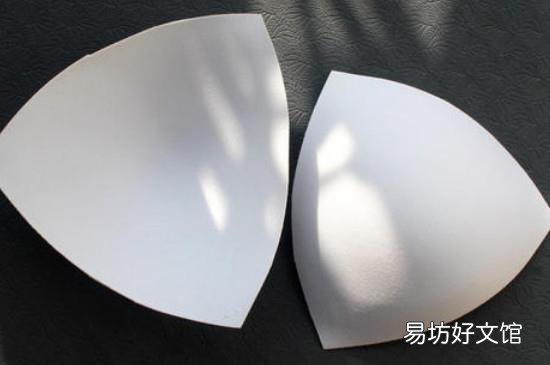 三角胸垫怎么放方向