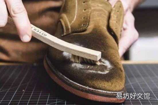 鹿皮鞋子掉色了怎么办