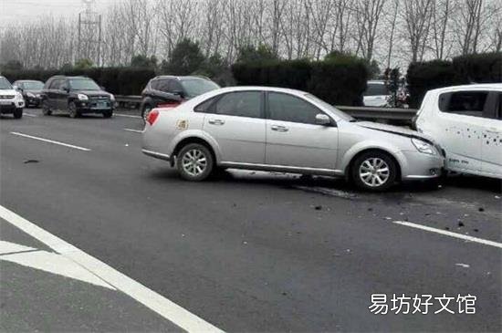 跑高速方向盘有规律抖是什么原因