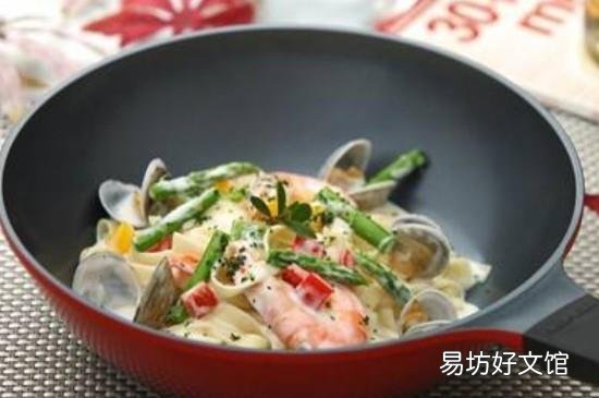 粘锅和油有关系吗