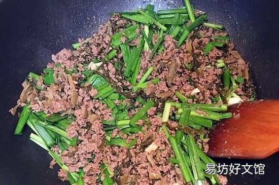 韭菜炒牛肉能炒在一起吃吗
