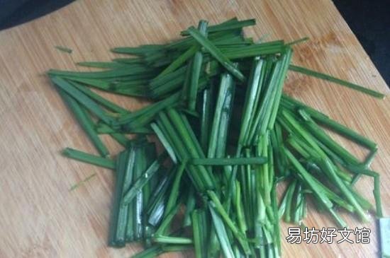 韭菜炒牛肉能炒在一起吃吗