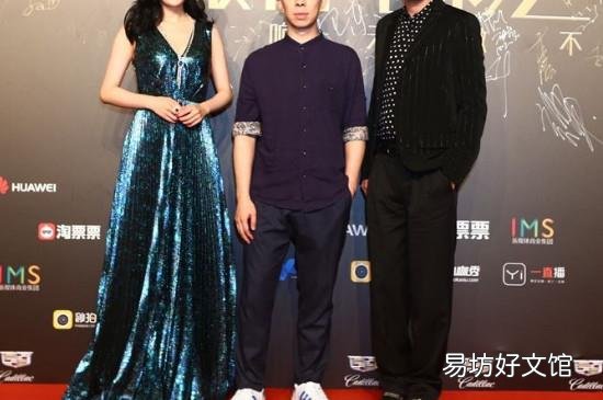合影站c位什么意思