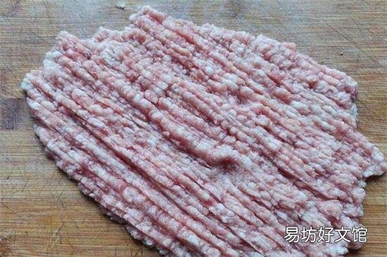 剁肉馅用去肉皮吗