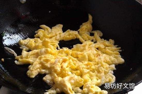 如何炒鸡蛋滑嫩蓬松