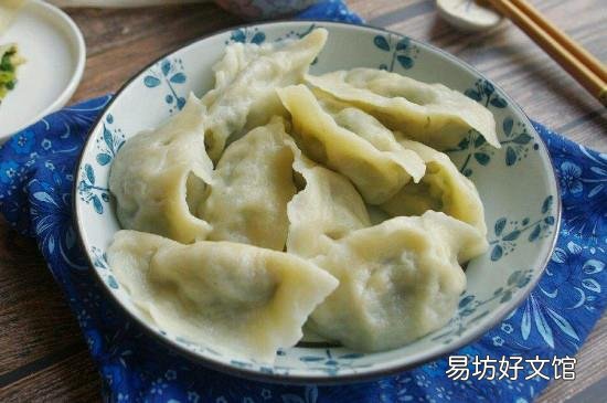 牛奶和韭菜鸡蛋饺子能一起吃吗