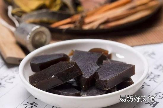 阿胶可以与柿子一起吃吗?