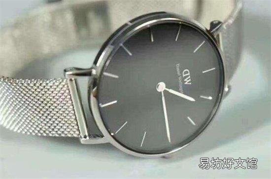 dw手表更换电池方法